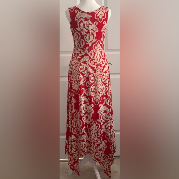 MT COLLECTION Women’s Red with Cream Print Tank Maxi Dress Size: Medium - Picture 4 of 6